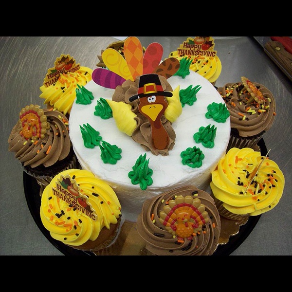 sldr-bakery-thanksgivingcake9